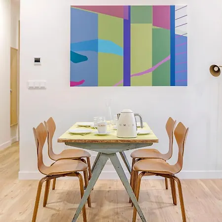 Graffiti El Museo דירה *