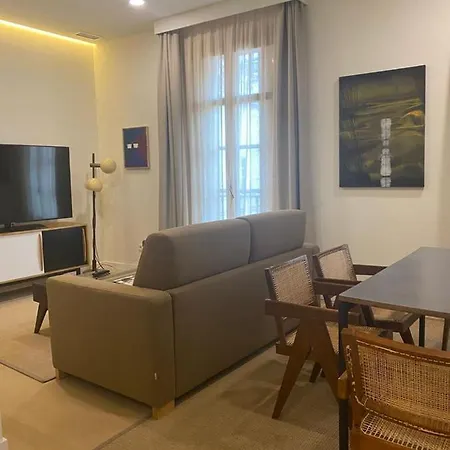 Graffiti El Museo דירה *